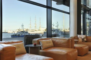 Courtyard-by-Marriott-Gdynia-Waterfront bar-view